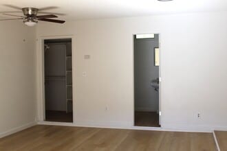 6812 Quailwood Dr in Bakersfield, CA - Foto de edificio - Building Photo