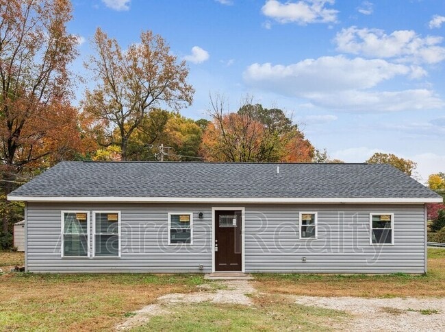 property at 7461 Elwood Dr