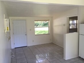 7817 New York Ave in Hudson, FL - Building Photo - Building Photo