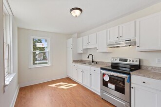 394 E Maple St in York, PA - Building Photo - Building Photo