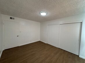 3920 Christmas Tree Ln-Unit -4604 in Bakersfield, CA - Building Photo - Building Photo