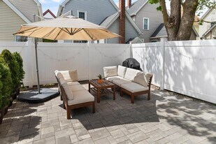 26 Dana St, Unit 1 in Somerville, MA - Building Photo