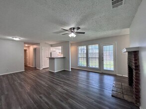 9212 Kempler Dr in Austin, TX - Building Photo - Building Photo
