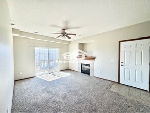 1624 NW Prairie Lakes Dr in Ankeny, IA - Building Photo - Building Photo