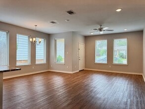 314 E 1st St in Tyler, TX - Building Photo - Building Photo