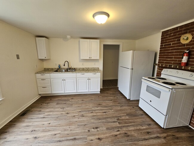 71 Moultonville Rd in Ossipee, NH - Building Photo - Building Photo