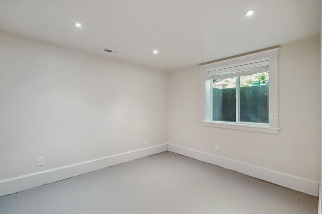 1721 22nd Ave in Forest Grove, OR - Building Photo - Building Photo