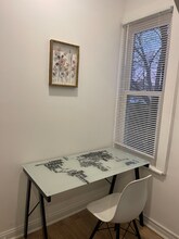 4926 W Medill Ave in Chicago, IL - Foto de edificio - Building Photo