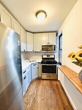 52-25 39th Rd in Queens, NY - Building Photo - Building Photo