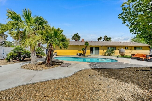 4669 Saddle Pl