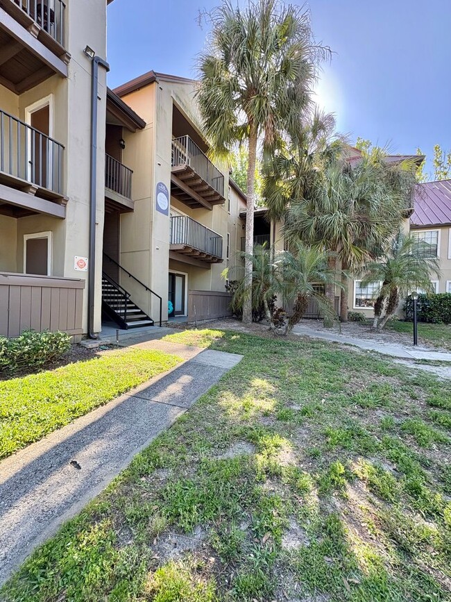 236 Afton Square in Altamonte Springs, FL - Building Photo - Building Photo
