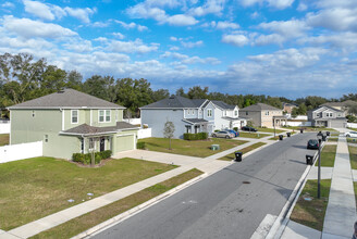 Country Crossing in Apopka, FL - Building Photo - Building Photo