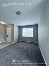 7032 Ambrosia Ln in Naples, FL - Building Photo - Building Photo