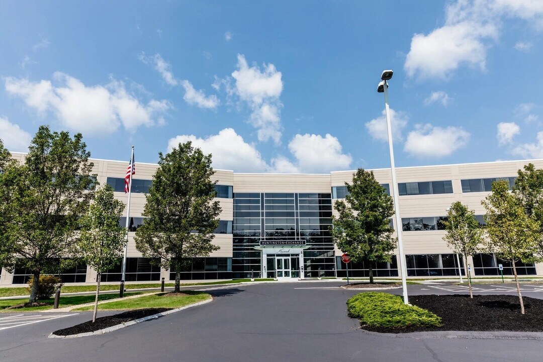 1 Innovation Way in Merrimack, NH - Building Photo