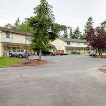Meadowdale Townhouses in Edmonds, WA - Foto de edificio - Building Photo