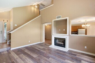 1810 W Pflugerville Pkwy in Round Rock, TX - Building Photo - Building Photo