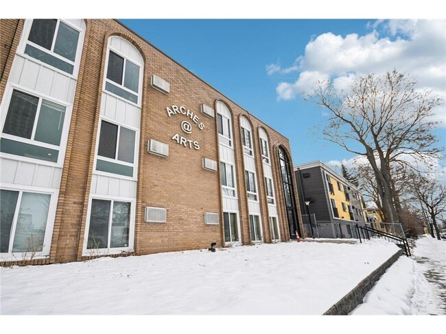 2525 3rd Ave S in Minneapolis, MN - Building Photo - Building Photo