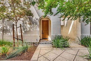 5212 S Esprit Loop in Dublin, CA - Building Photo