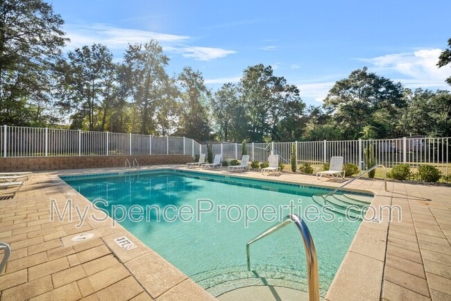730 Arbor Lake Dr in Crestview, FL - Building Photo - Building Photo