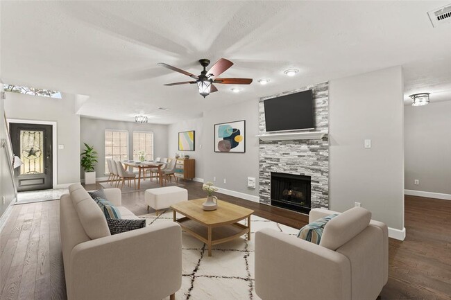 6806 Dillon Dr in Magnolia, TX - Building Photo - Building Photo