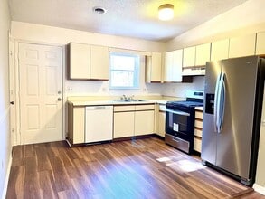 1723 Todd Dr, Unit 802 in Johnson City, TN - Building Photo - Building Photo