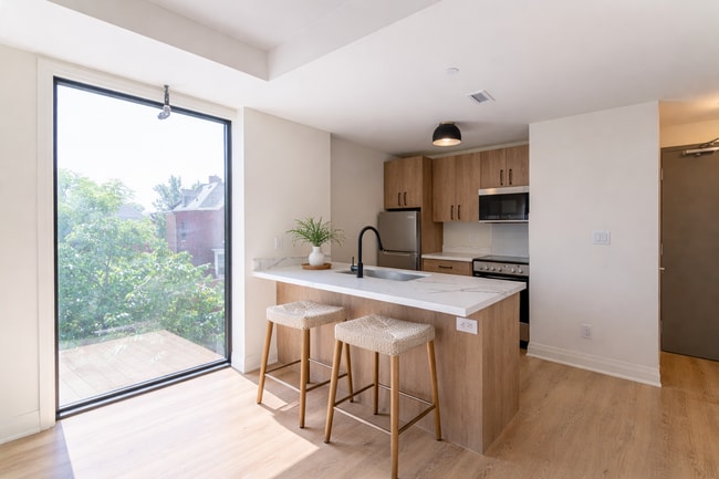 property at 11 Robert St