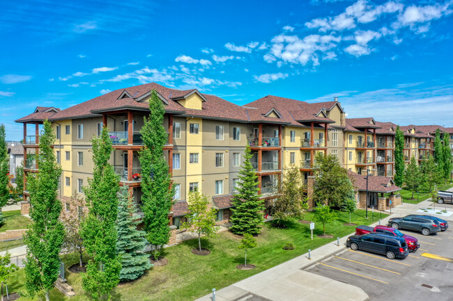 92 Crystal Shores Hts in Okotoks, AB - Building Photo - Building Photo