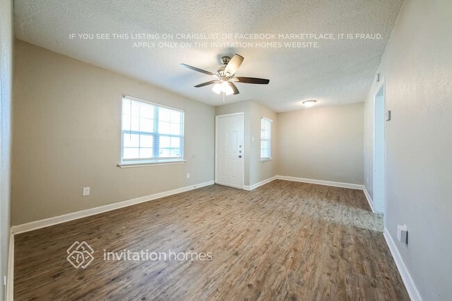 4232 Scottsdale Dr in Mesquite, TX - Foto de edificio - Building Photo