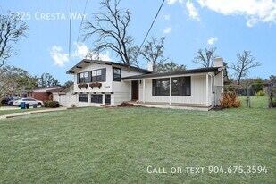 5325 Cresta Way in Jacksonville, FL - Building Photo