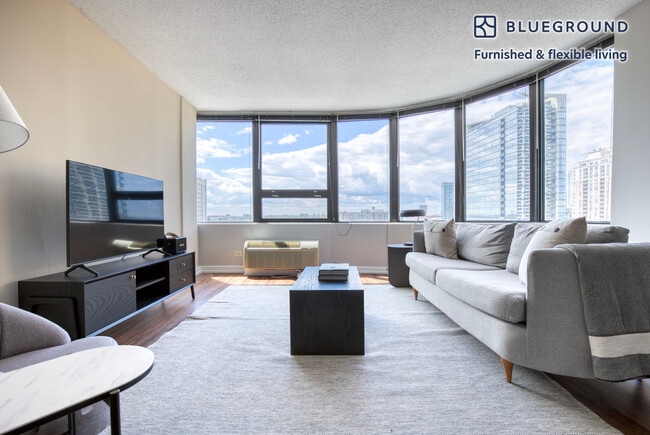 1212 S Michigan Ave