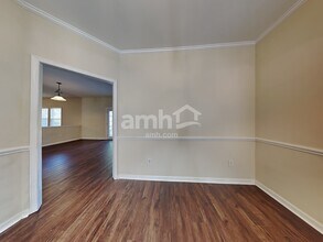 815 Brookhannah Ct in Fuquay Varina, NC - Building Photo - Building Photo