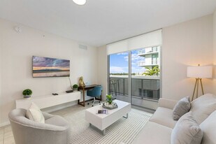 3801 Biscayne Blvd in Miami, FL - Building Photo