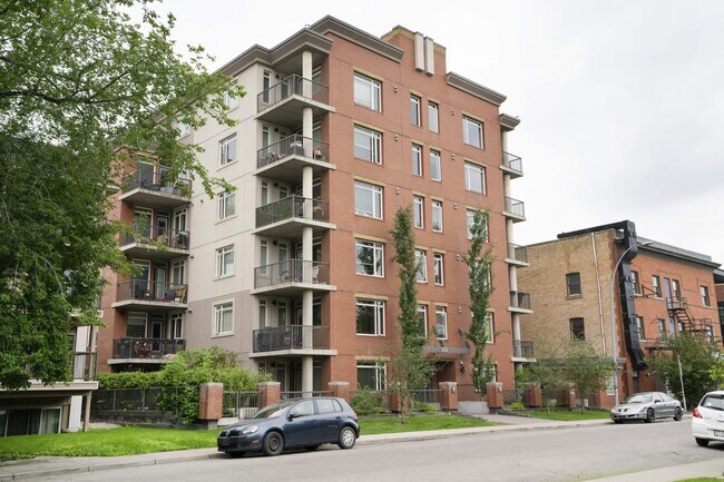 333-122 22 Ave SW in Calgary, AB - Building Photo - Building Photo