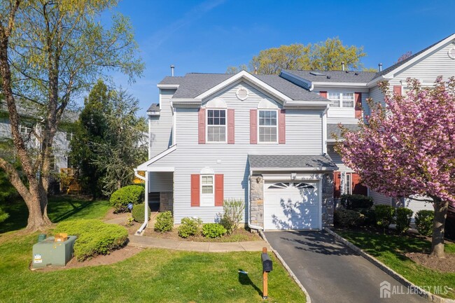 1 Bridge Pointe Dr in Old Bridge, NJ - Building Photo - Building Photo
