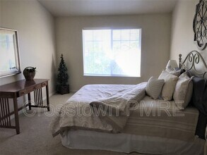 138 Beacon Way in Windsor, CO - Building Photo - Building Photo