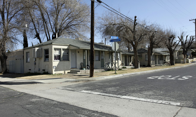 16956-16968 B St in Victorville, CA - Building Photo - Building Photo