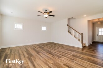 265 Creek Crossing Dr in Benson, NC - Building Photo - Building Photo
