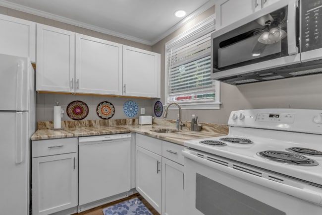 230 Bermuda Dr in Nashville, TN - Building Photo - Building Photo