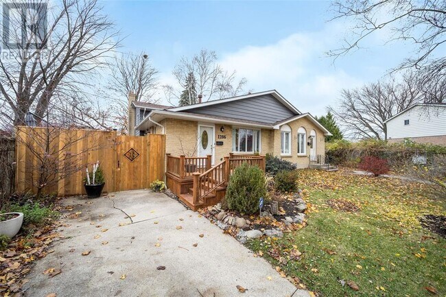 property at 1286 Willa Dr