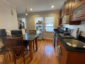 19 Frederick Ave in Medford, MA - Building Photo - Building Photo