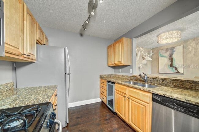 2019 Dixie Belle Dr in Orlando, FL - Building Photo - Building Photo