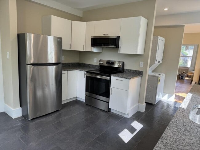 14 Elm St in Haverhill, MA - Building Photo - Building Photo