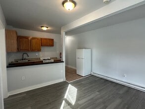 519 E 9th St in Claymont, DE - Building Photo - Building Photo