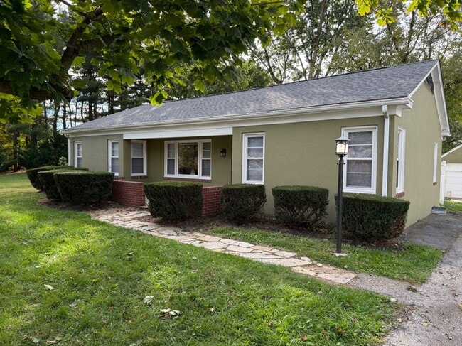 1606 Littlestown Pike