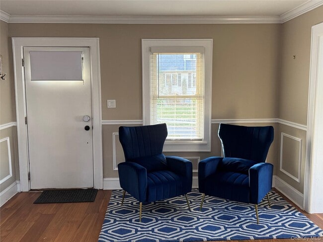 76 Chestnut Ave in Pelham, NY - Building Photo - Building Photo