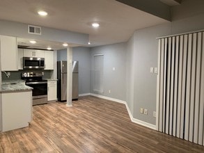 4021 Gilbert Ave, Unit 7 in Dallas, TX - Building Photo - Building Photo