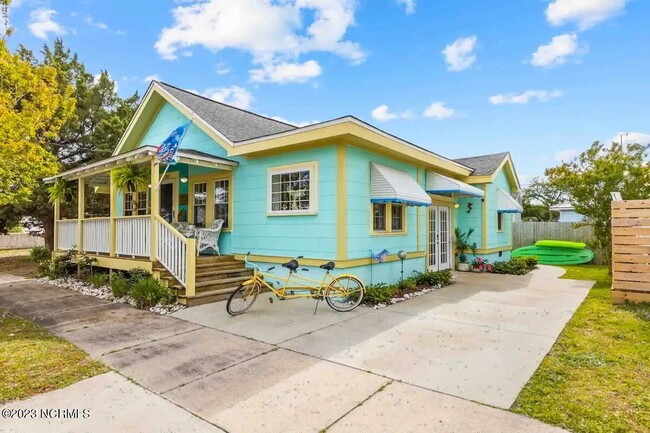 property at 202 S 13th St