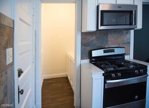 4120 N Wolcott Ave, Unit F1 in Chicago, IL - Building Photo - Building Photo