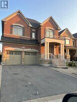 114 Garyscholl Rd in Vaughan, ON - Building Photo