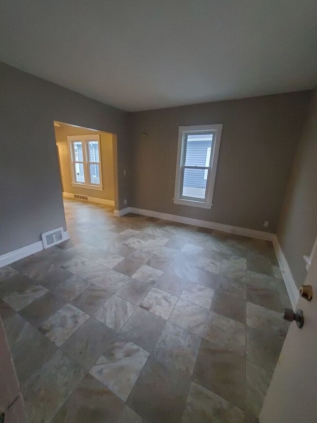 6806 24th Ave in Kenosha, WI - Building Photo - Building Photo